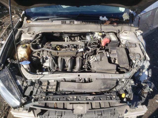Photo 11 from auction – 2016 FORD FUSION S with VIN 3FA6P0G7XGR159455