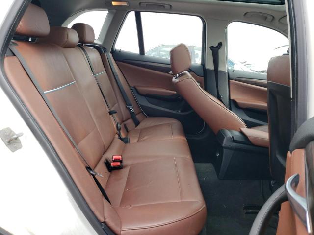 Photo 11 from auction – 2015 BMW X1 XDRIVE2 with VIN WBAVL1C55FVY28466