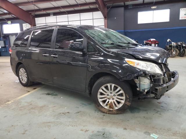 Photo 4 from auction – 2013 TOYOTA SIENNA XLE with VIN 5TDYK3DC0DS328928
