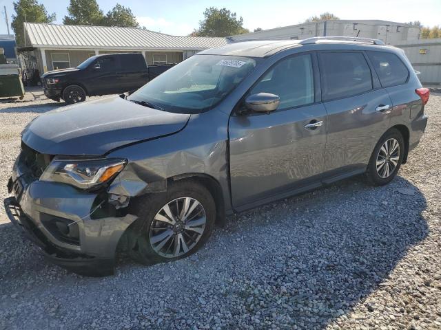 NISSAN PATHFINDER 2017 with VIN 5N1DR2MM5HC643692 - Photo from auction