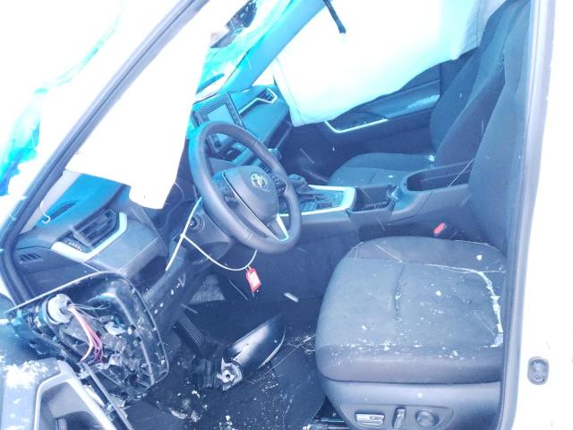 Photo 7 from auction – 2022 TOYOTA RAV4 XLE with VIN 2T3R1RFV5NC319880