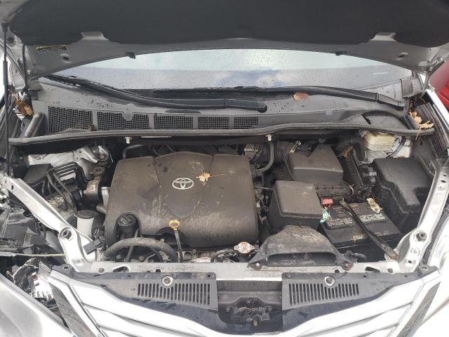 Photo 12 from auction – 2017 TOYOTA SIENNA LE with VIN 5TDKZ3DC2HS771458