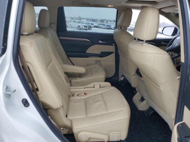 Photo 11 from auction – 2018 TOYOTA HIGHLANDER with VIN 5TDDZRFH6JS800406