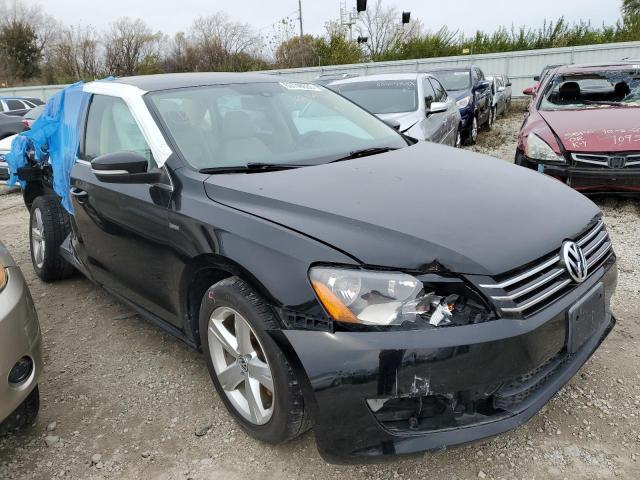 Photo 4 from auction – 2015 VOLKSWAGEN PASSAT S with VIN 1VWAS7A37FC122729