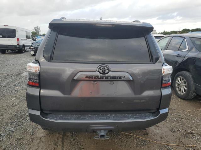 Photo 6 from auction – 2018 TOYOTA 4RUNNER SR with VIN JTEZU5JR5J5173342