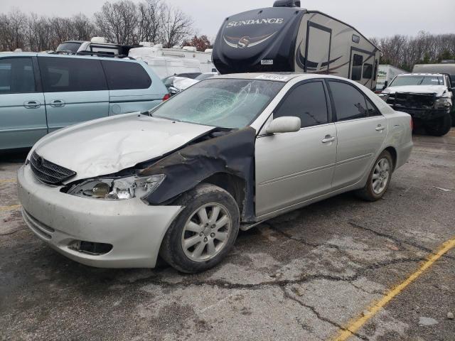 TOYOTA CAMRY LE 2004 with VIN 4T1BF32K94U567437 - Photo from auction
