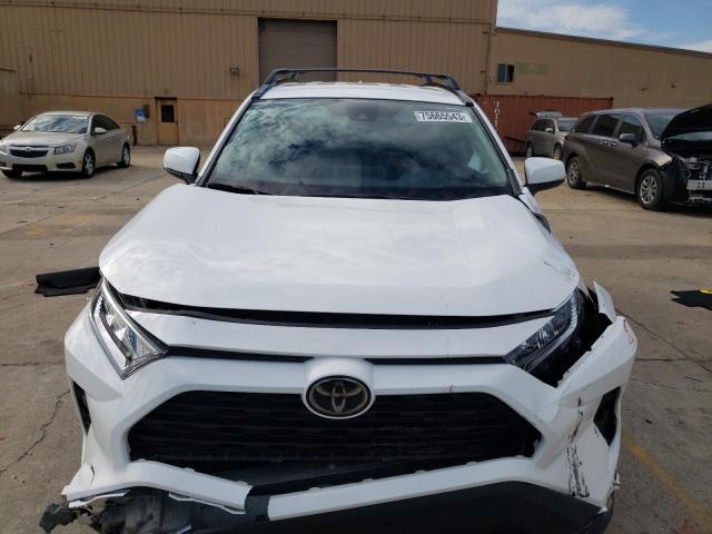 Photo 5 from auction – 2020 TOYOTA RAV4 XLE with VIN 2T3W1RFV9LC062139