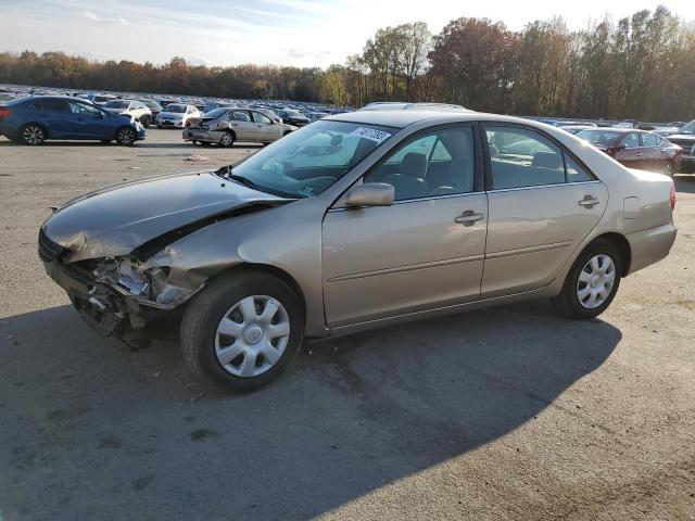 TOYOTA CAMRY LE 2002 with VIN 4T1BE32K12U117183 - Photo from auction