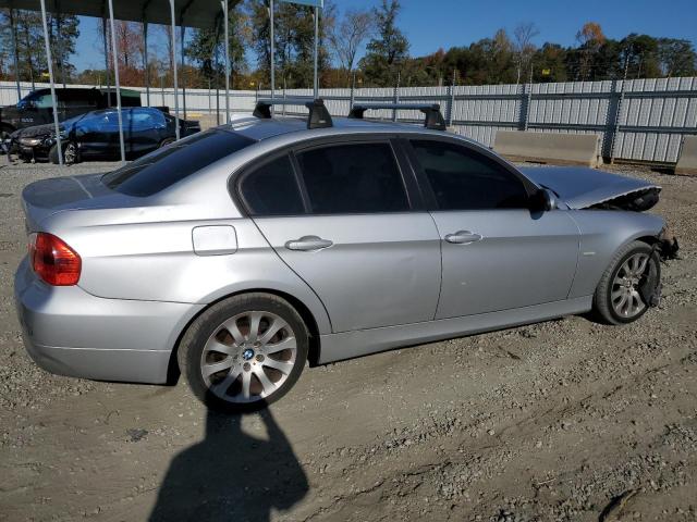 Photo 3 from auction – 2007 BMW 328 XI with VIN WBAVC93507K031012