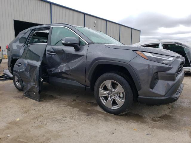 Photo 4 from auction – 2022 TOYOTA RAV4 XLE with VIN 2T3W1RFV2NC207251