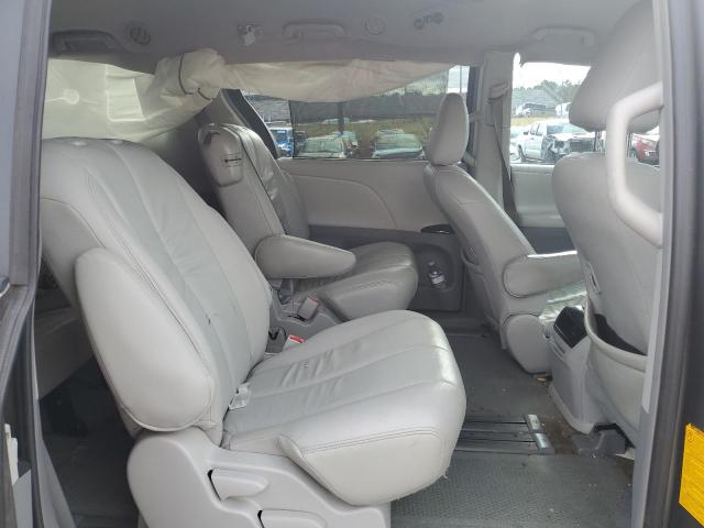 Photo 11 from auction – 2011 TOYOTA SIENNA LE with VIN 5TDKK3DC2BS171387