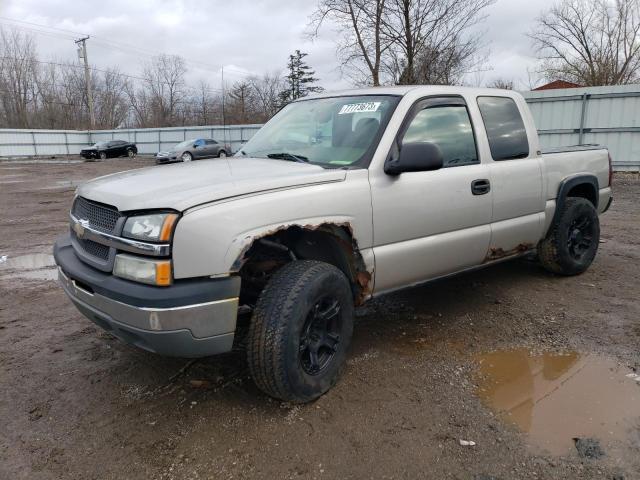 CHEVROLET silverado 2004 with VIN 2GCEC19T841389593 - Photo from auction