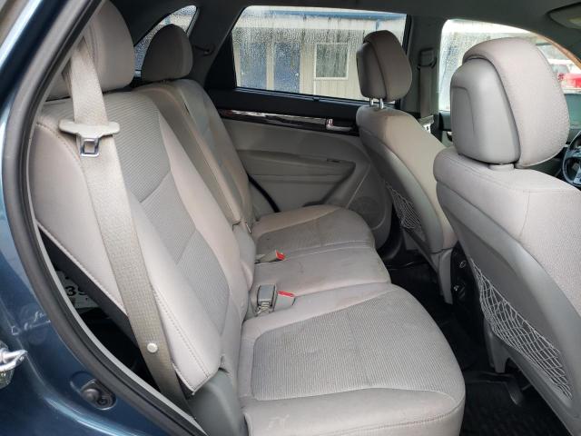 Photo 11 from auction – 2014 KIA SORENTO LX with VIN 5XYKTDA73EG443411