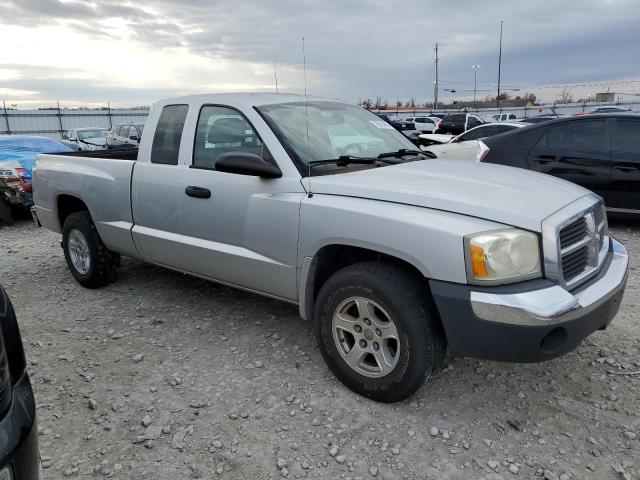 Photo 4 from auction – 2005 DODGE DAKOTA SLT with VIN 1D7HE42KX5S176842