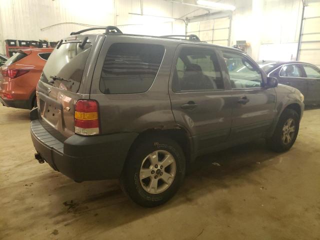 Photo 3 from auction – 2005 FORD ESCAPE XLS with VIN 1FMYU03175KD53693