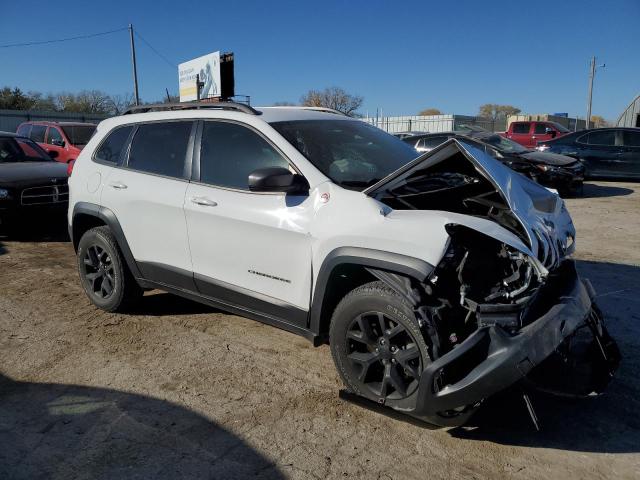 Photo 4 from auction – 2018 JEEP CHEROKEE T with VIN 1C4PJMBB1JD549783