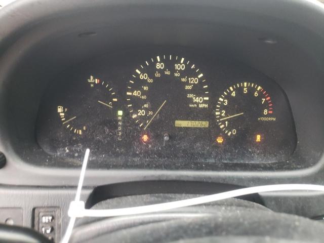 Photo 9 from auction – 2001 LEXUS RX 300 with VIN JTJHF10U610220297