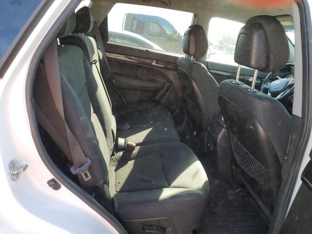 Photo 11 from auction – 2014 KIA SORENTO LX with VIN 5XYKT4A73EG473217