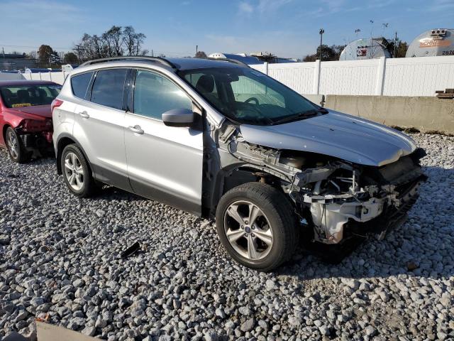 Photo 4 from auction – 2016 FORD ESCAPE SE with VIN 1FMCU9GX5GUB45042