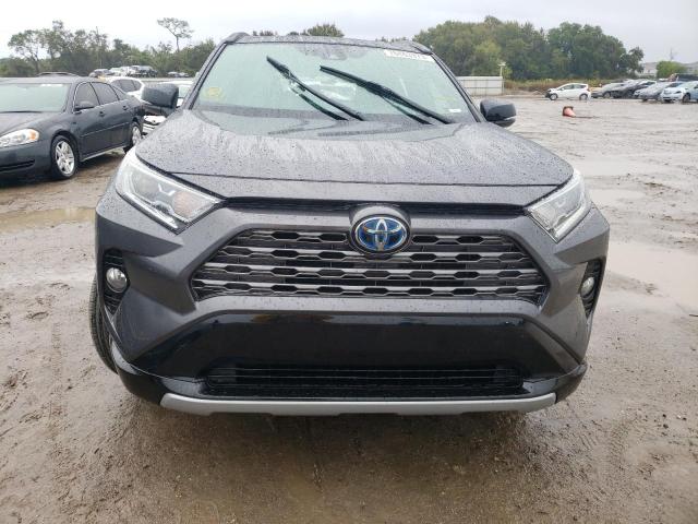 Photo 5 from auction – 2021 TOYOTA RAV4 XSE with VIN 2T3E6RFV1MW016396