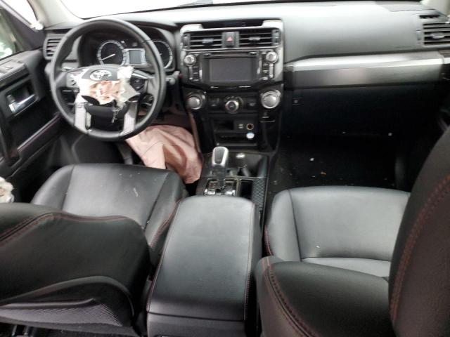 Photo 8 from auction – 2018 TOYOTA 4RUNNER SR with VIN JTEBU5JRXJ5521475