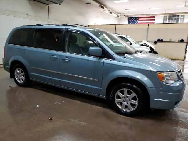 Photo 4 from auction – 2010 CHRYSLER TOWN & COU with VIN 2A4RR5D19AR358258