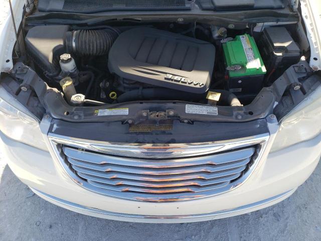 Photo 12 from auction – 2013 CHRYSLER TOWN & COU with VIN 2C4RC1BG8DR503284