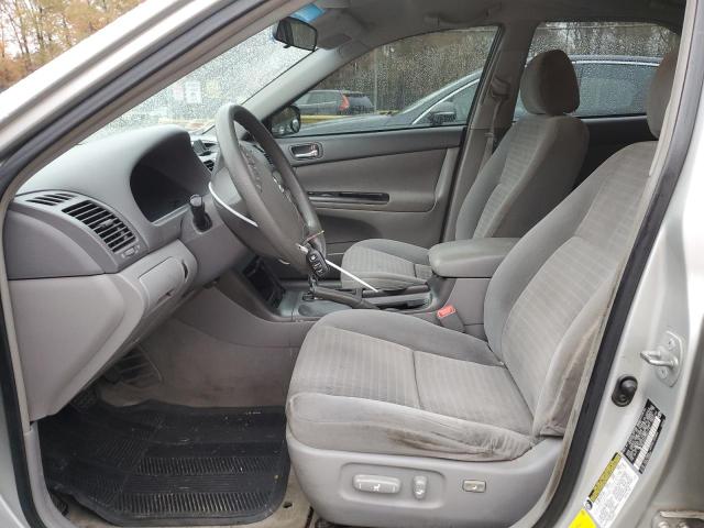 Photo 7 from auction – 2005 TOYOTA CAMRY LE with VIN 4T1BE30K55U547712