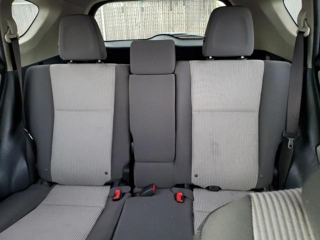 Photo 10 from auction – 2015 TOYOTA RAV4 LE with VIN JTMBFREV4FJ022084