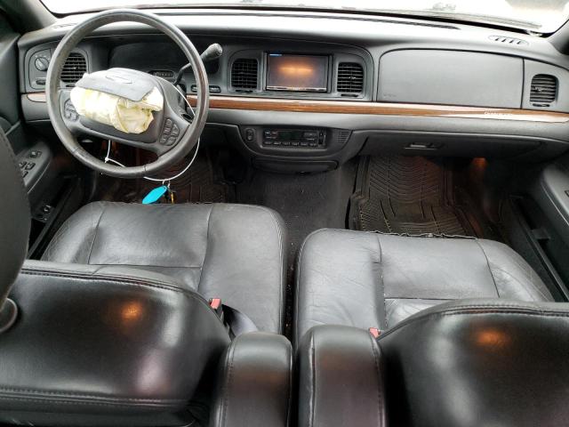 Photo 8 from auction – 2003 FORD CROWN VICT with VIN 2FAFP74W43X103298