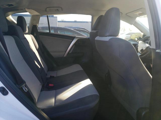 Photo 11 from auction – 2014 TOYOTA RAV4 LE with VIN JTMBFREV4ED068821