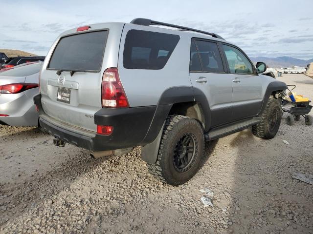 Photo 3 from auction – 2005 TOYOTA 4RUNNER SR with VIN JTEBU14R350063950