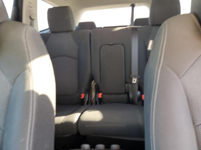 Photo 10 from auction – 2017 CHEVROLET TRAVERSE L with VIN 1GNKRGKD5HJ320256