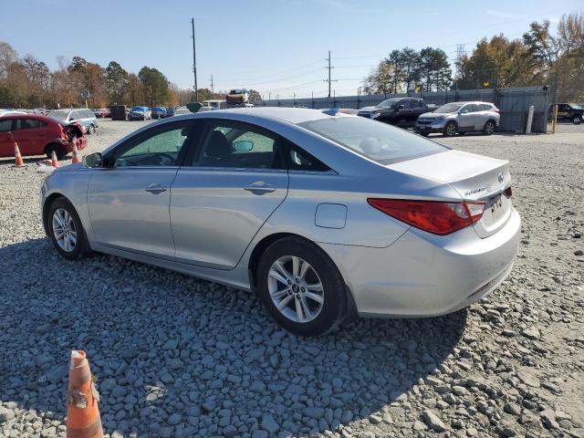 Photo 2 from auction – 2012 HYUNDAI SONATA GLS with VIN 5NPEB4AC6CH498826