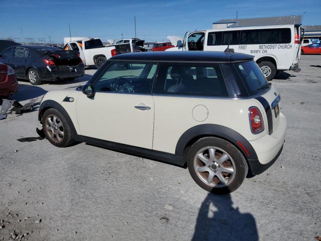 Photo 2 from auction – 2010 MINI COOPER with VIN WMWMF3C51ATZ26767