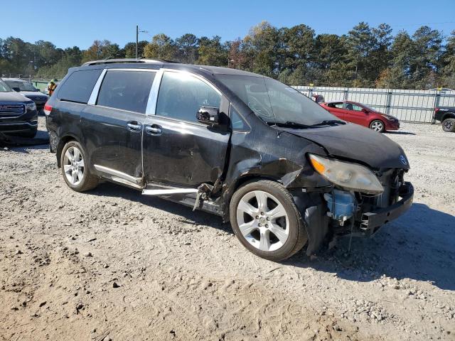 Photo 4 from auction – 2011 TOYOTA SIENNA SPO with VIN 5TDXK3DC3BS113844