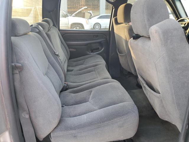 Photo 10 from auction – 2005 CHEVROLET 1/2 TON with VIN 2GCEC13T551396530