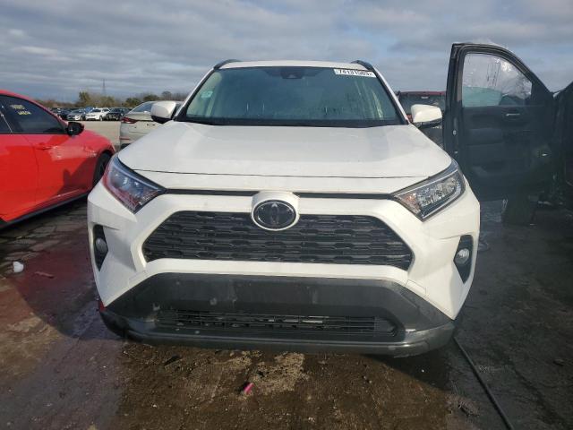 Photo 5 from auction – 2019 TOYOTA RAV4 XLE with VIN JTMW1RFV5KD503937