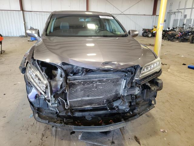 Photo 5 from auction – 2017 ACURA RDX TECHNO with VIN 5J8TB3H58HL020419