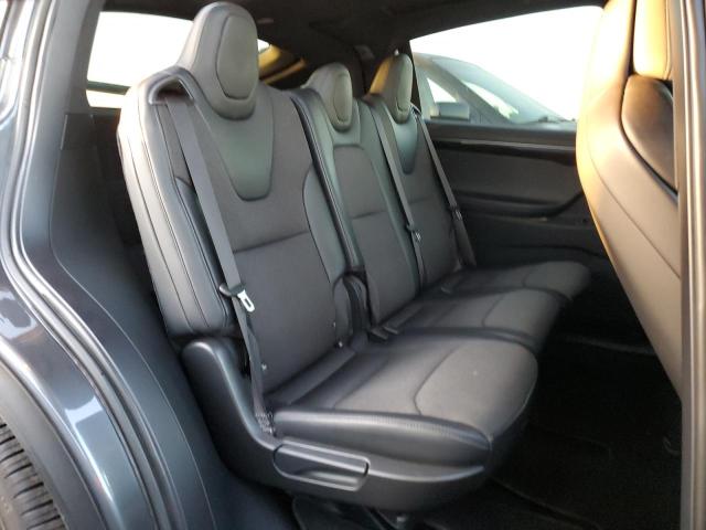 Photo 11 from auction – 2018 TESLA MODEL X with VIN 5YJXCAE21JF092633