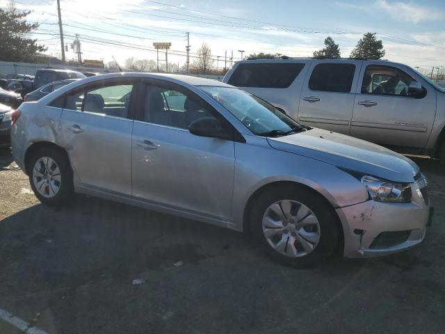 Photo 4 from auction – 2012 CHEVROLET CRUZE LS with VIN 1G1PC5SH2C7365936