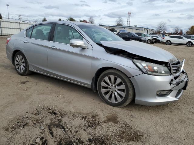 Photo 4 from auction – 2013 HONDA ACCORD EX with VIN 1HGCR2F70DA090500