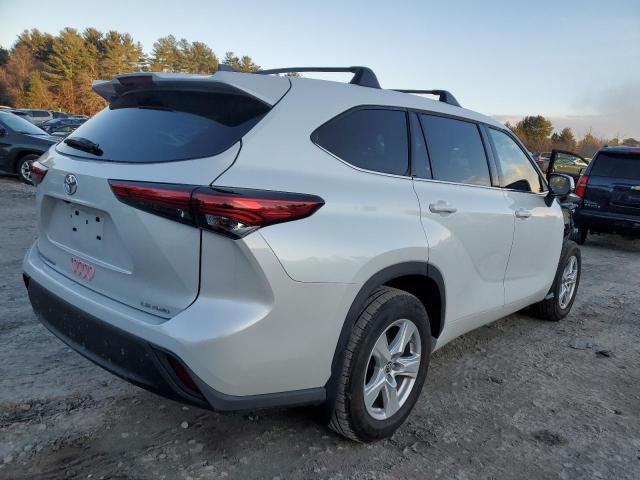 Photo 3 from auction – 2022 TOYOTA HIGHLANDER with VIN 5TDBZRBH8NS242223