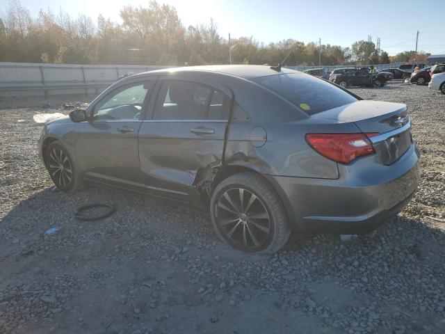 Photo 2 from auction – 2013 CHRYSLER 200 TOURIN with VIN 1C3CCBBB8DN584496