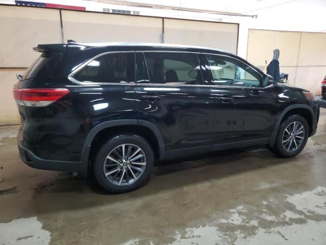 Photo 3 from auction – 2019 TOYOTA HIGHLANDER with VIN 5TDJZRFH2KS619646