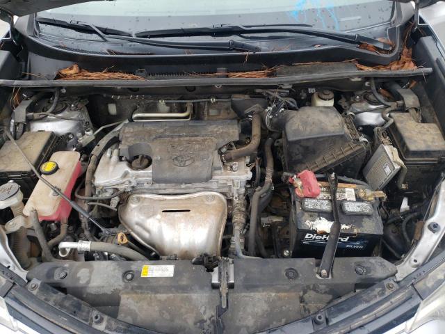 Photo 11 from auction – 2017 TOYOTA RAV4 LE with VIN 2T3BFREV1HW692793