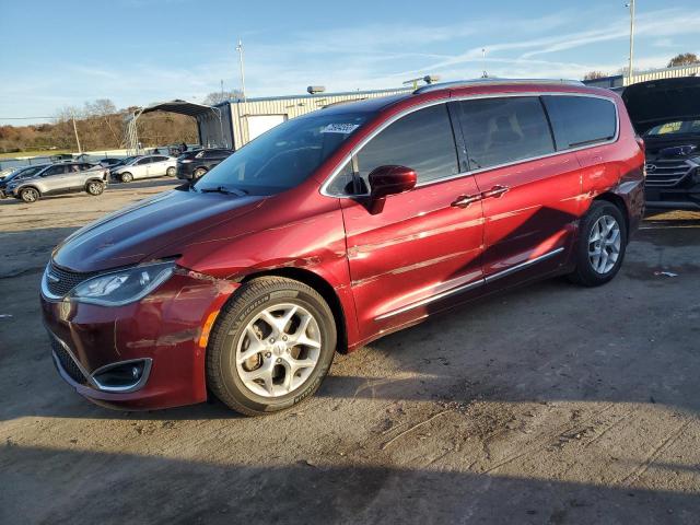 CHRYSLER PACIFICA T 2017 with VIN 2C4RC1EG7HR804047 - Photo from auction