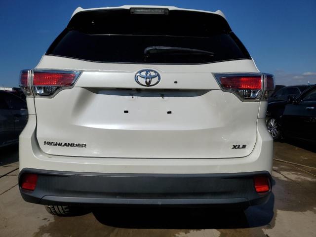 Photo 6 from auction – 2015 TOYOTA HIGHLANDER with VIN 5TDKKRFH8FS106772
