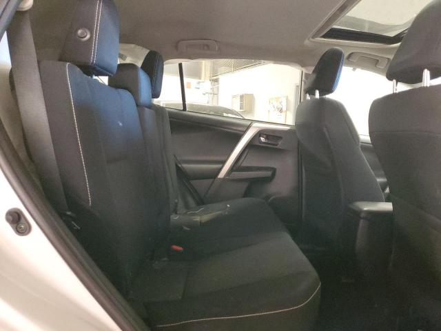 Photo 10 from auction – 2017 TOYOTA RAV4 XLE with VIN 2T3RFREV2HW554436