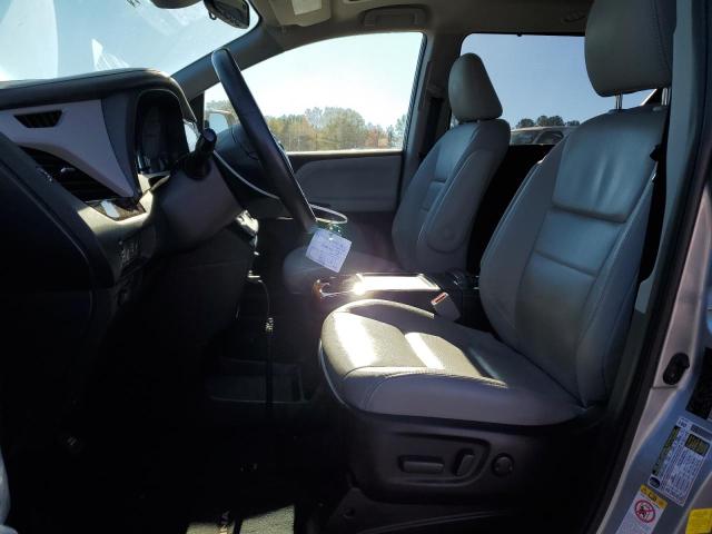Photo 7 from auction – 2018 TOYOTA SIENNA XLE with VIN 5TDYZ3DCXJS916407